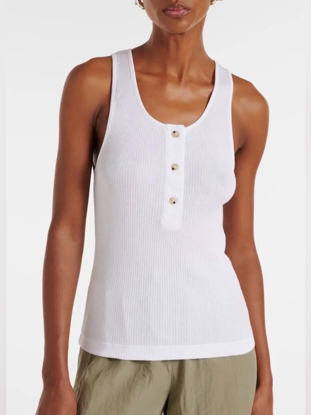 NWT Vince Optic White Top 
Women’s 100% Cotton Size: XS